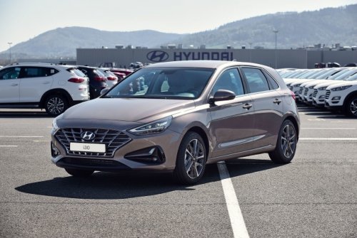 Hyundai начинает производство обновлённой модельной линейки i30