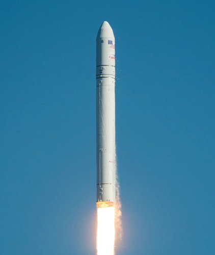 Военные США сбили «непослушный» тестовый экземпляр гипер-ракеты