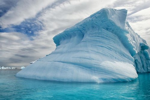 Учёные разгадали тайну радиосигналов из глубин Антарктиды
